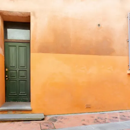 Duplex In Centro Con Posto Auto Privato フェラーラ